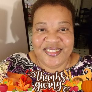 Meet your Posher, Nora